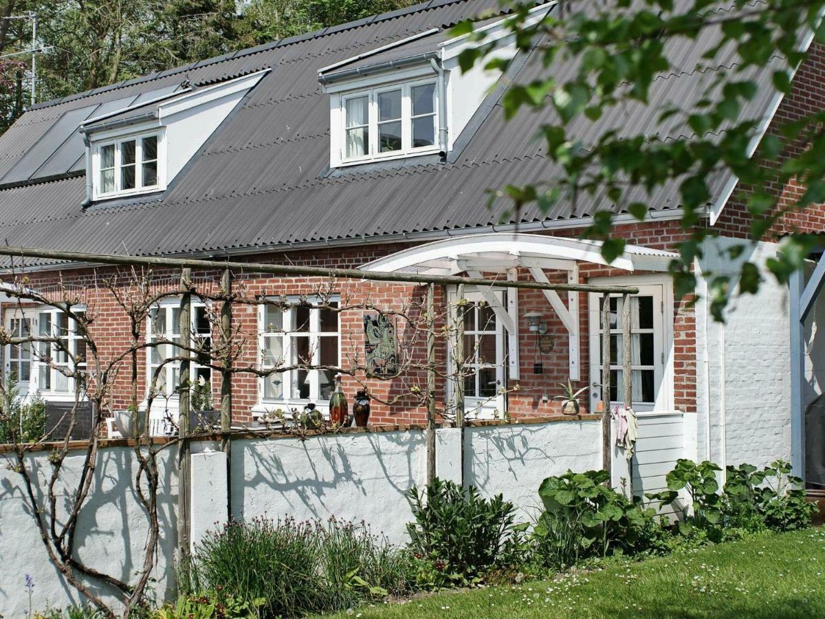 4 Person Holiday Home In Nex Langedeby Esterno foto